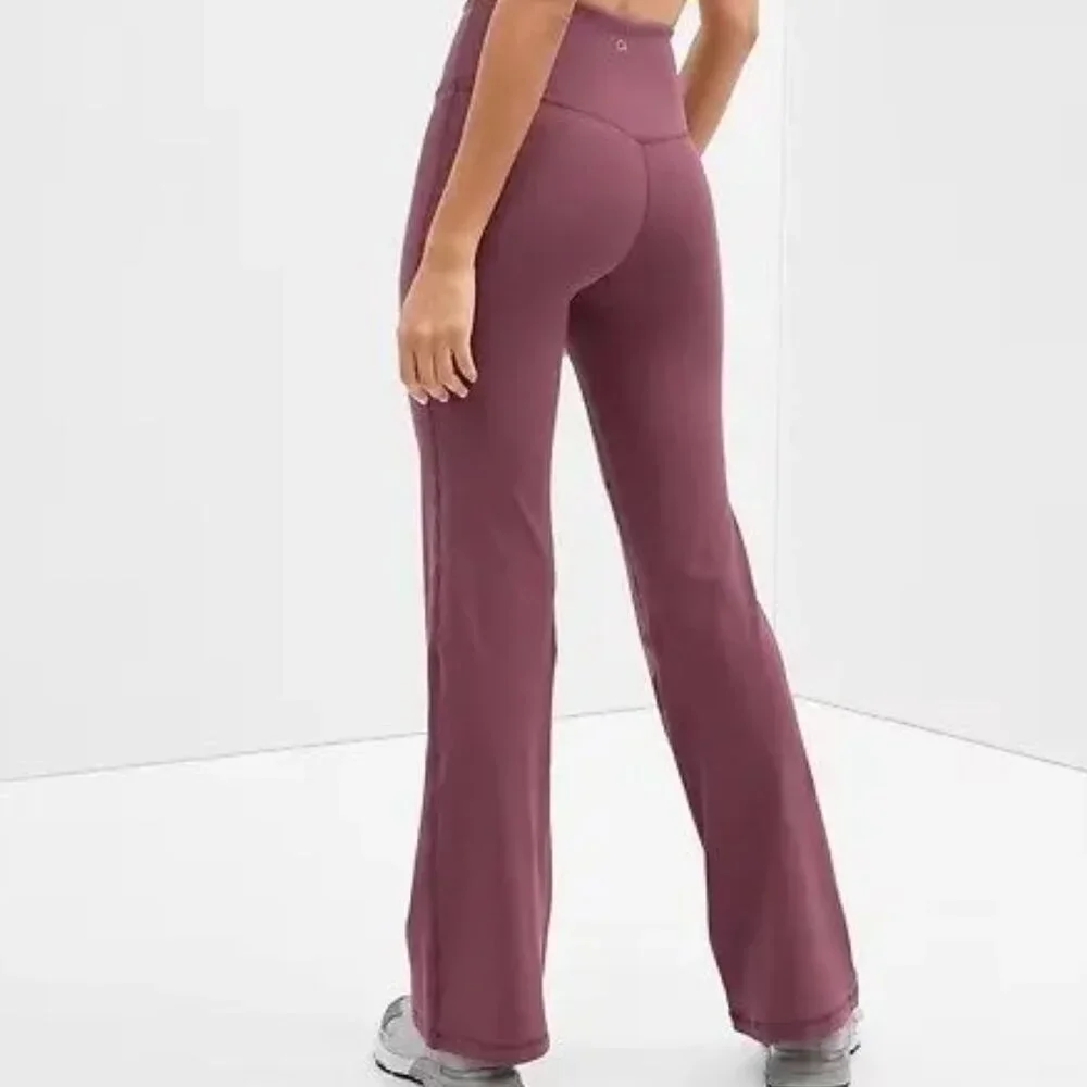 GapFit Rib Sky High Studio Purple Flare Leggings/NWT/M - Picture 2 of 13